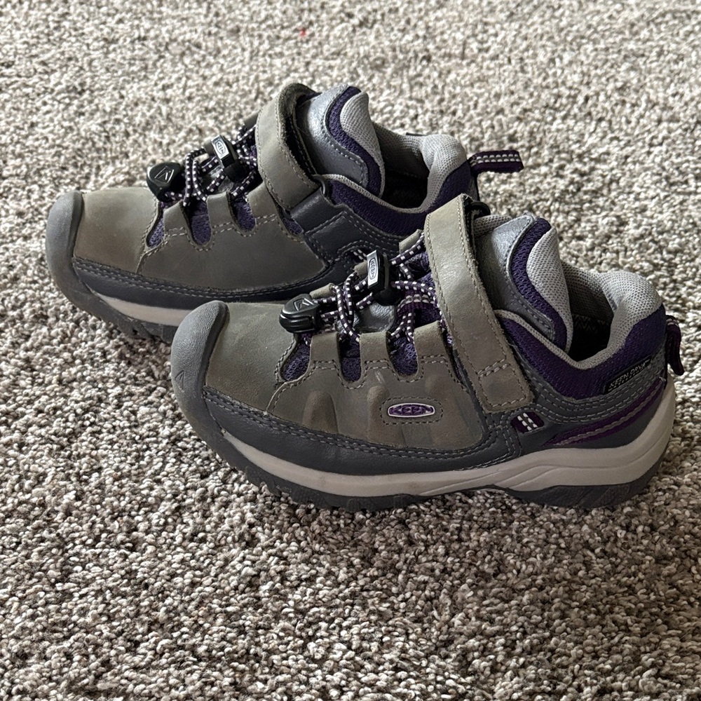 Keen Kids Targhee Gray and Purple Hikers